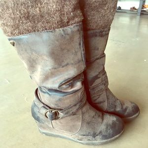 Roxy Presley 2 SZ 9 brown wedge distressed boots